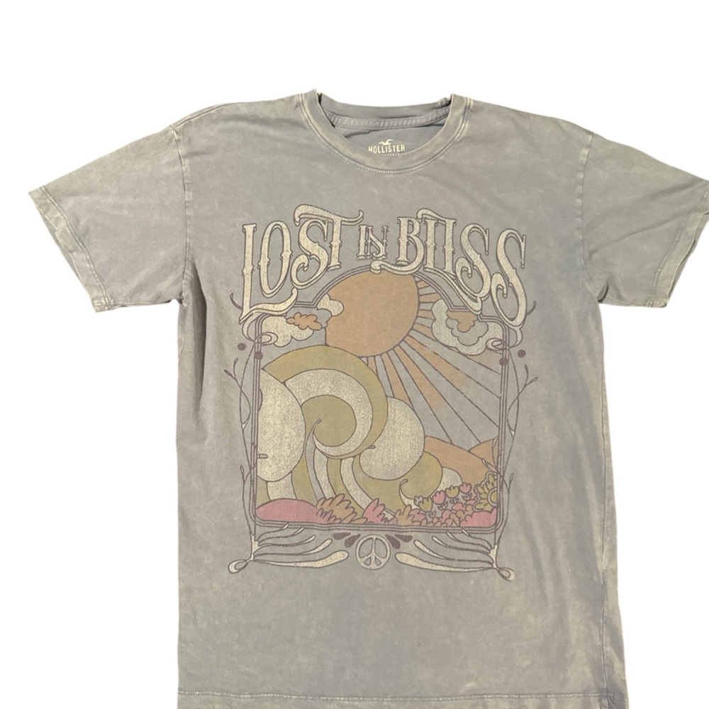 Hollister Women’s Oversized Graphic T-Shirt with Retro Design - Size XS